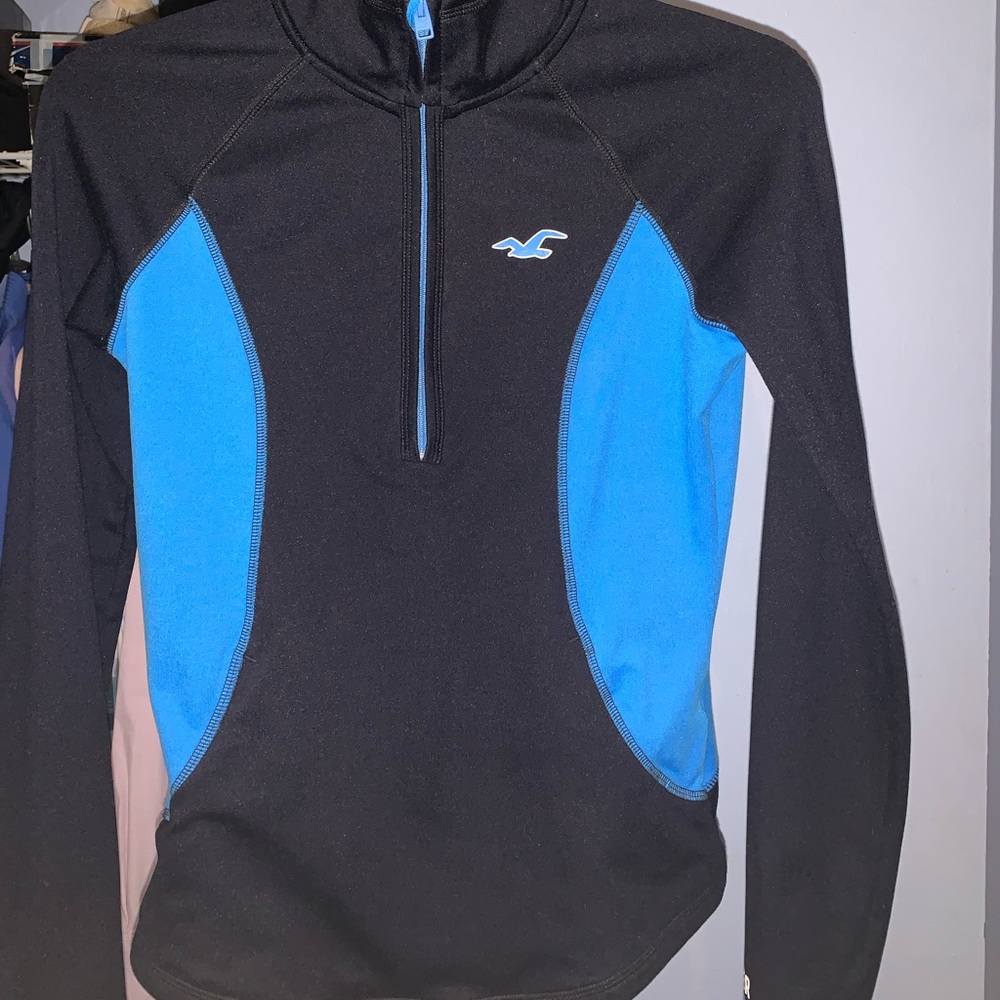 women’s hollister sport sweatshirt